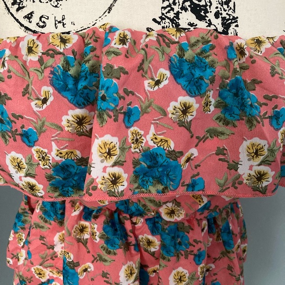 Floral ruffle dress - Picture 3 of 10